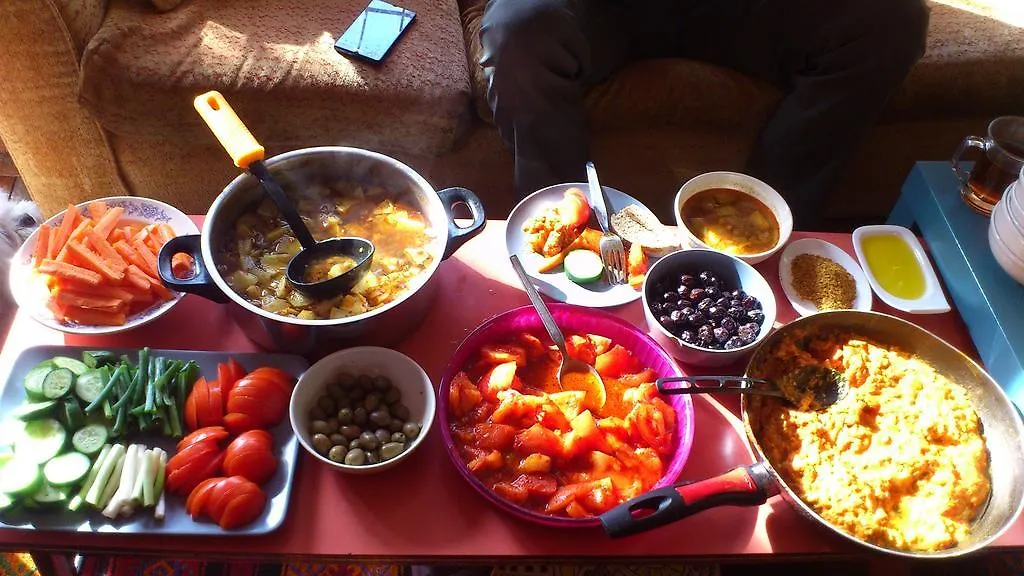 Shantihome İzmir Hostel