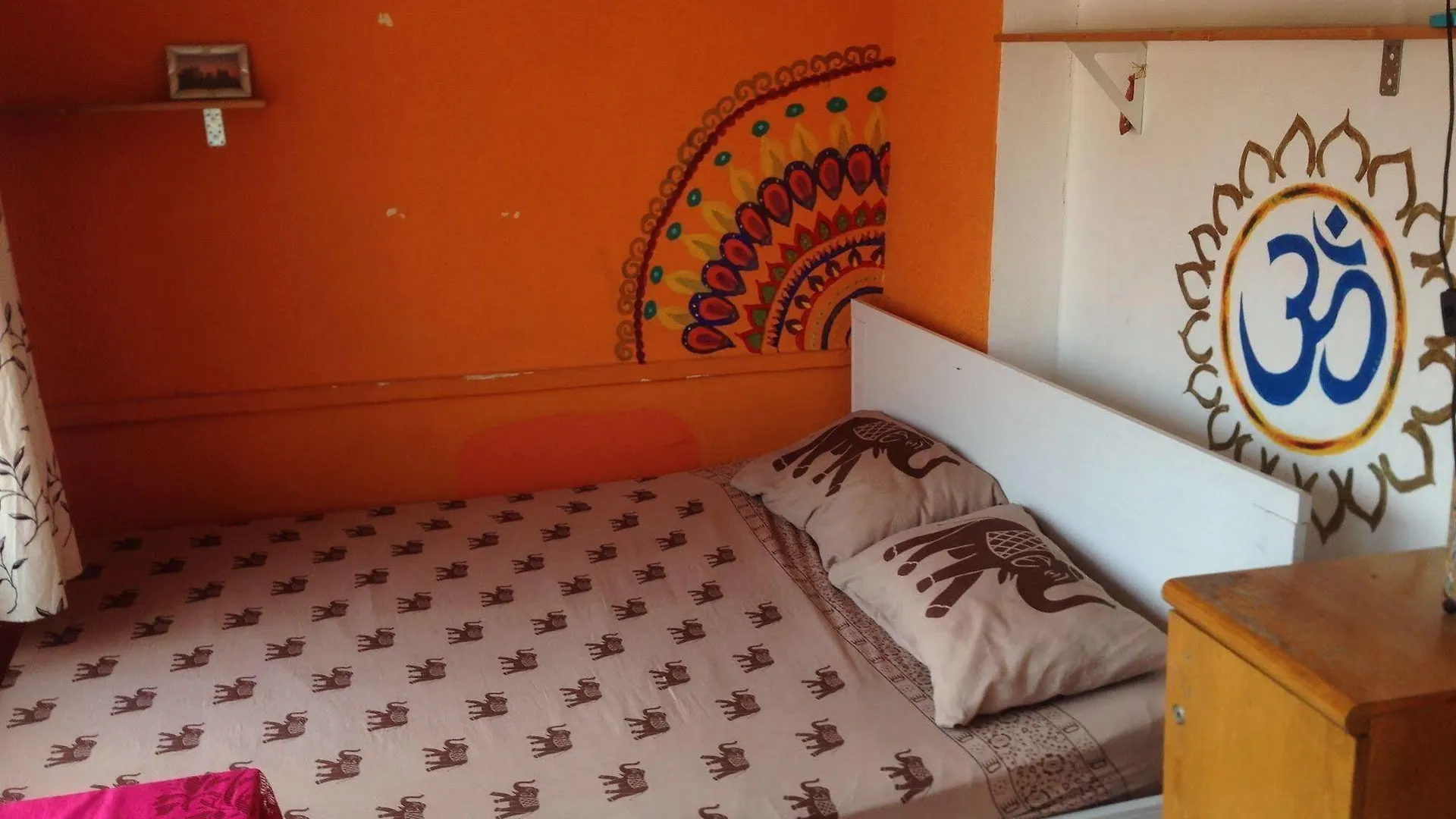Shantihome İzmir Hostel